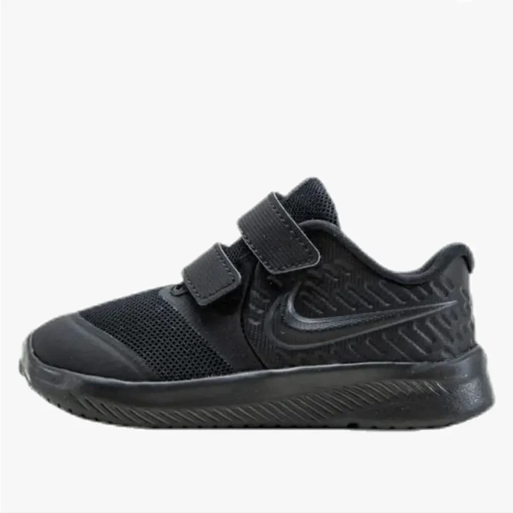 Nike star runner shoes